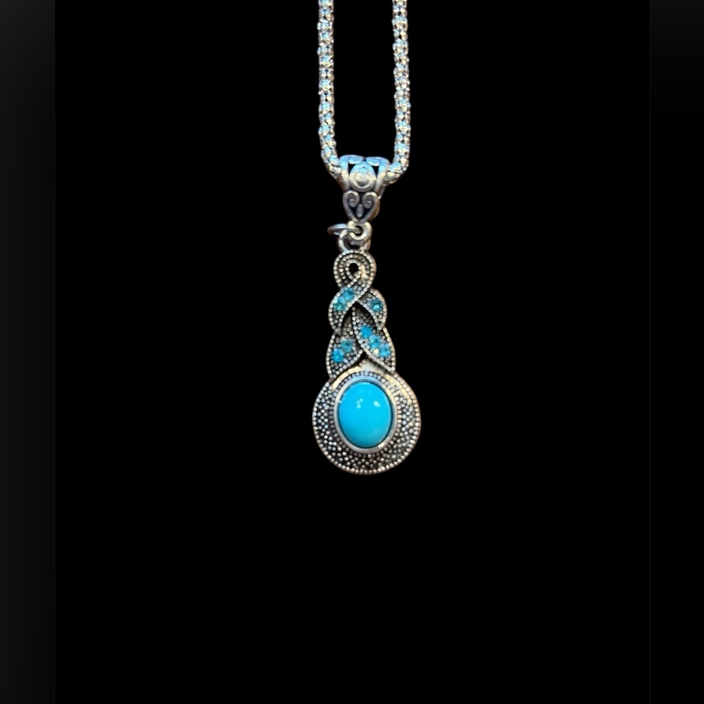 Elegant Silver and Faux Turquoise Jewelry Set - Picture 2 of 4